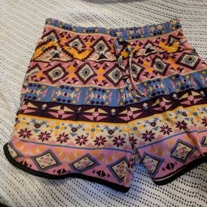 Colorful Geometric Stretchy Yoga Athletic Shorts